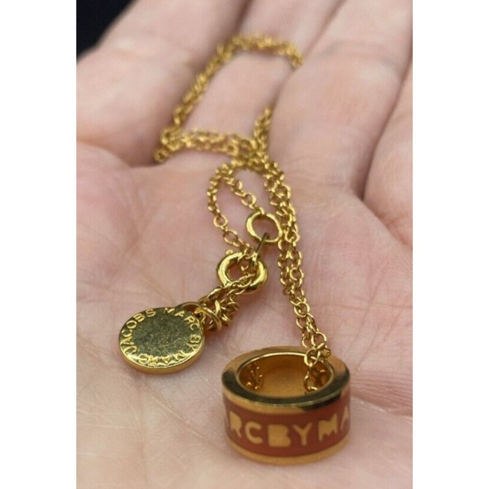 Signed Marc by Marc Jacobs Necklace Single Circle Charm Pink Gold 17” Barbiecore - Picture 4 of 7